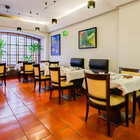 雷亚尔普林西比酒店 4* Lisboa