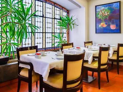 雷亚尔普林西比酒店