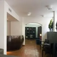 雷亚尔普林西比酒店 4*